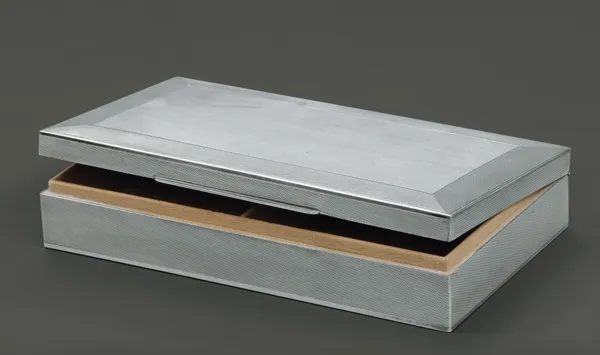 Autor nierozpoznany, KASETKA NA PAPIEROSY LUB CYGARA, 1920-30