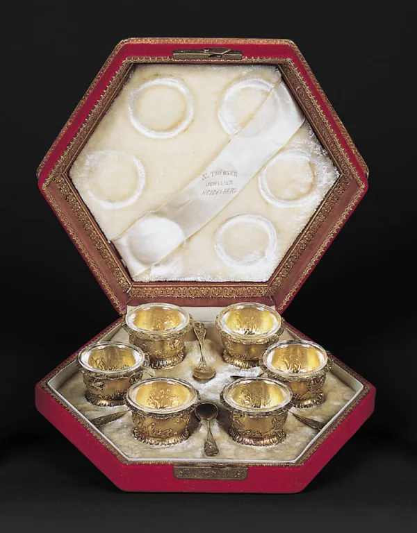 Autor nierozpoznany, KOMPLET SZEŚCIU SOLNICZEK, po 1886