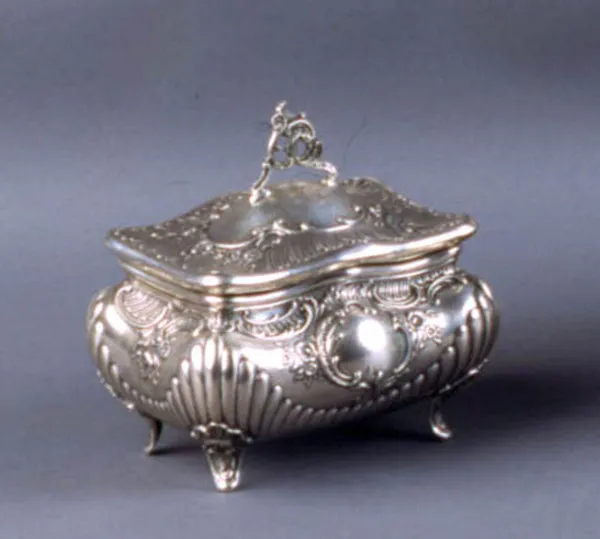 Autor nierozpoznany, Cukiernica, lata 1872-1922