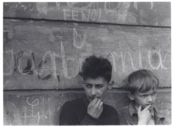 Zbigniew  Łagocki, Pod murem