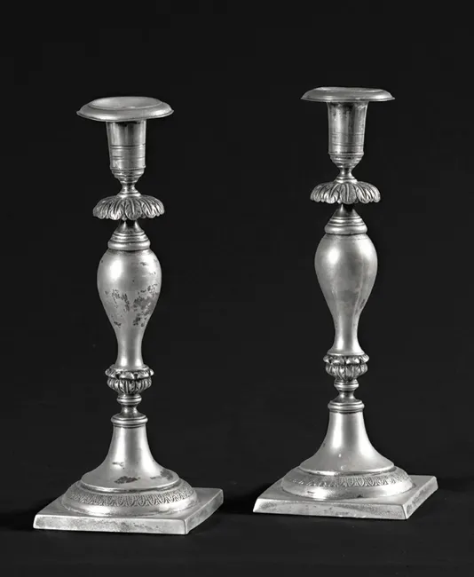 Autor nierozpoznany, PARA LICHTARZY, lata 30. XIX w