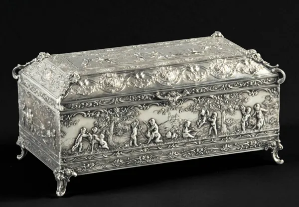 Autor nierozpoznany, KASETA NA BIŻUTERIĘ, przed 1900