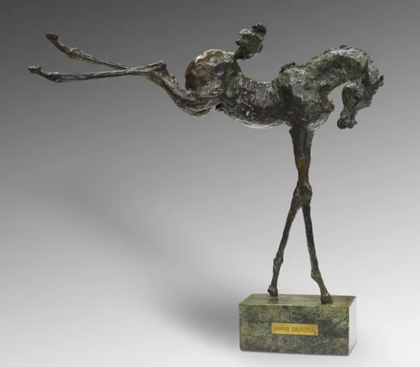 Anna Dębska, Wierzgający źrebak