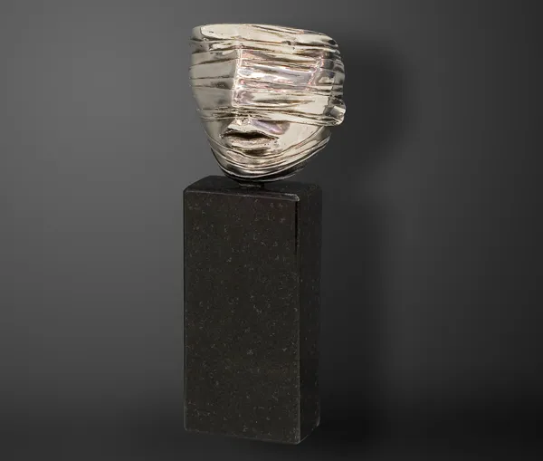 Igor Mitoraj, Głowa w draperii