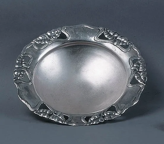 Autor nierozpoznany, Patera secesyjna, po 1918