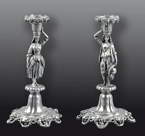 Autor nierozpoznany, PARA LICHTARZY Z POSTACIAMI WIEŚNIAKÓW