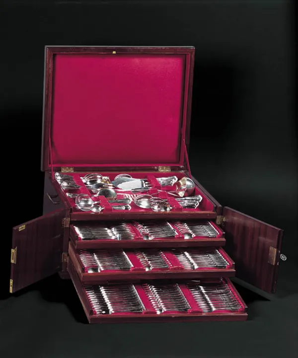 Autor nierozpoznany, KOMPLET SZTUĆCÓW NA 12 OSÓB, ok. 1925-1930