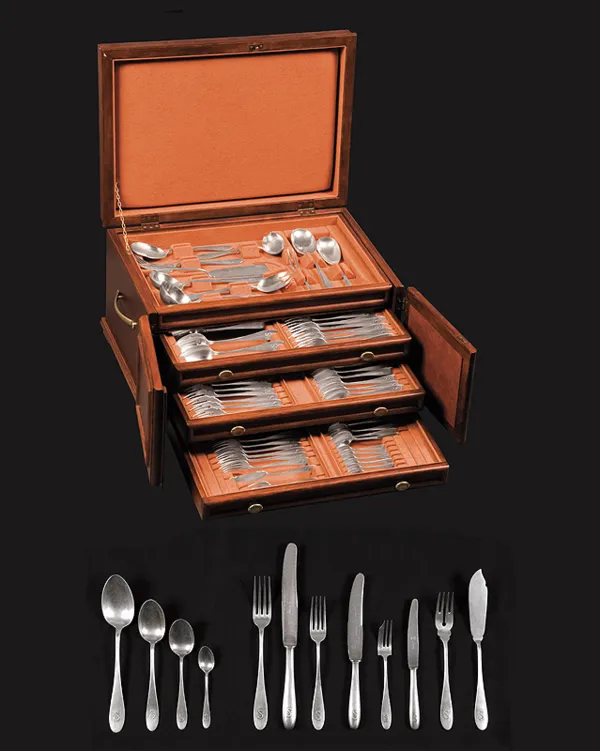 Autor nierozpoznany, KOMPLET 63 SZTUĆCÓW, druga poł. XX w.