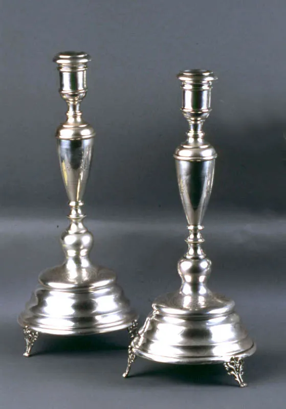 Autor nierozpoznany, Para lichtarzy, po 1880 