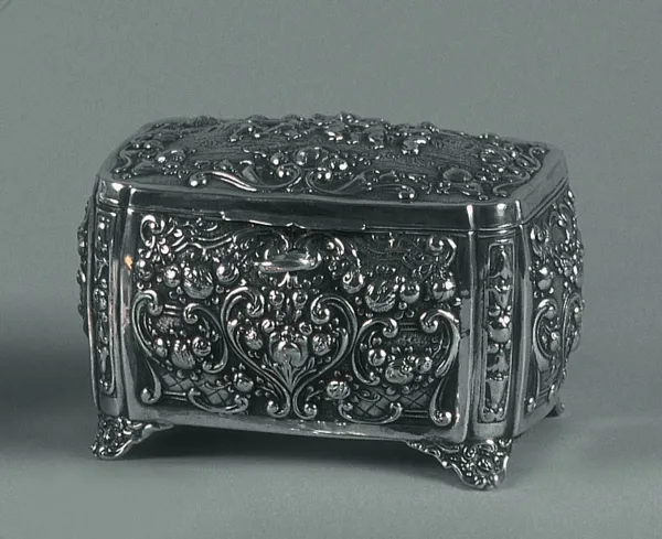 Autor nierozpoznany, Szkatułka na biżuterię, koniec XIX w.