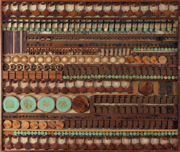 Józef Twirbutt, Relief