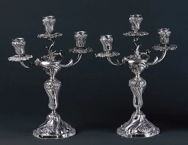 Autor nierozpoznany, PARA ŚWIECZNIKÓW NEOROKOKOWYCH