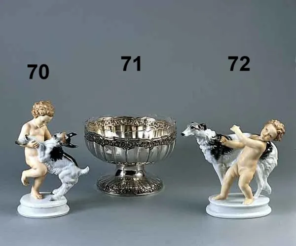 Autor nierozpoznany, Chłopczyk bawiący się z psem (72)