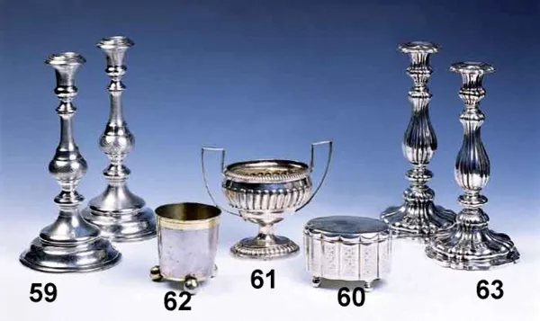 Autor nierozpoznany, Para lichtarzy (63)