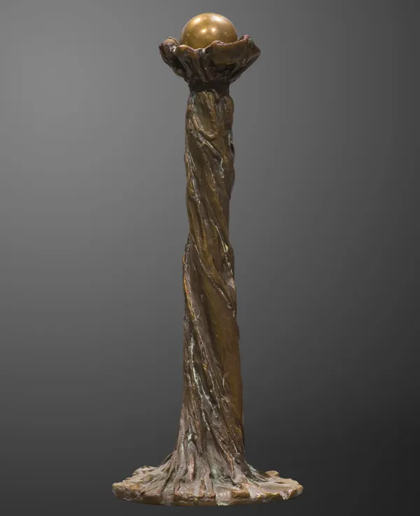 Igor Mitoraj, ŚWIECZNIK (Z ELEMENTEM RUCHOMYM – KULKĄ)