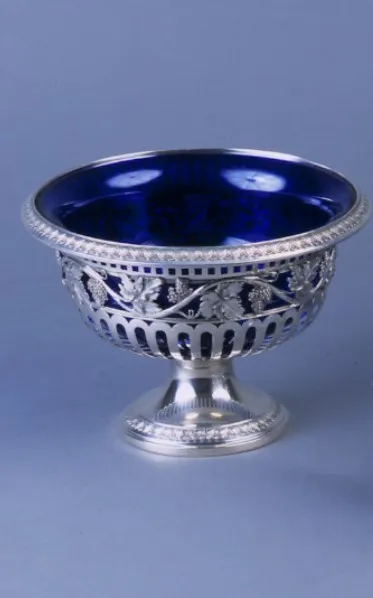 Autor nierozpoznany, Para koszyków ażurowych, 1898